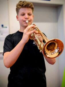 PXL_20251007_135639966.PORTRAIT~2